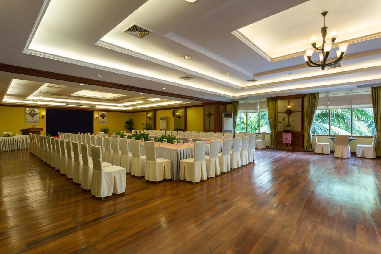 Prince Angkor Hotel & Spa Ciudad de Siem Riep Exterior foto